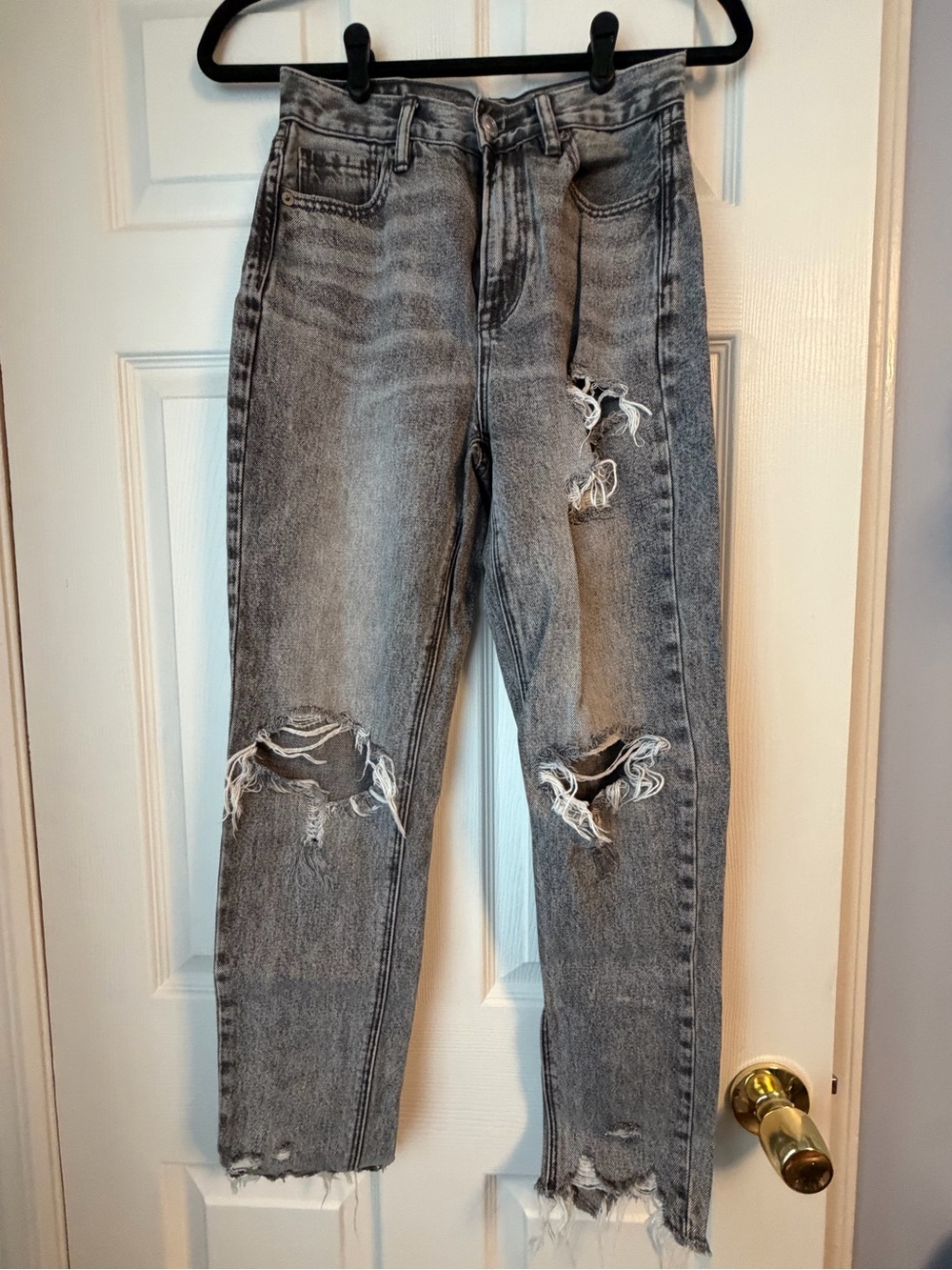 American Eagle Outfitters High-Rise Distressed Gray Ripped Jeans